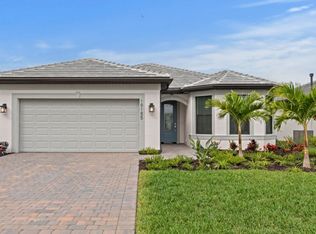 19185 Hinkley Dr, Estero, FL 33928