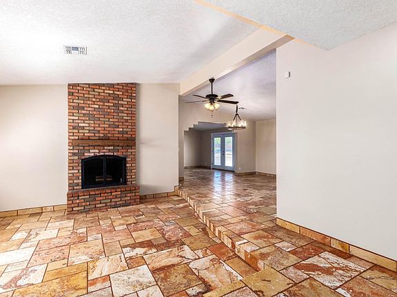 5th image of 23044 W Hilton Ave