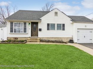 5 Heckleman St, Keyport, NJ 07735