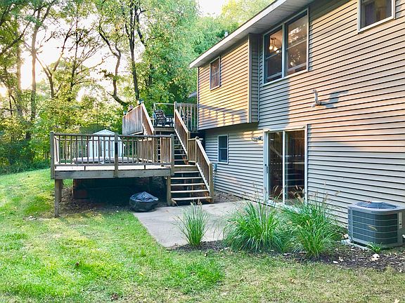 5th image of 3700 Williamson Ave NE