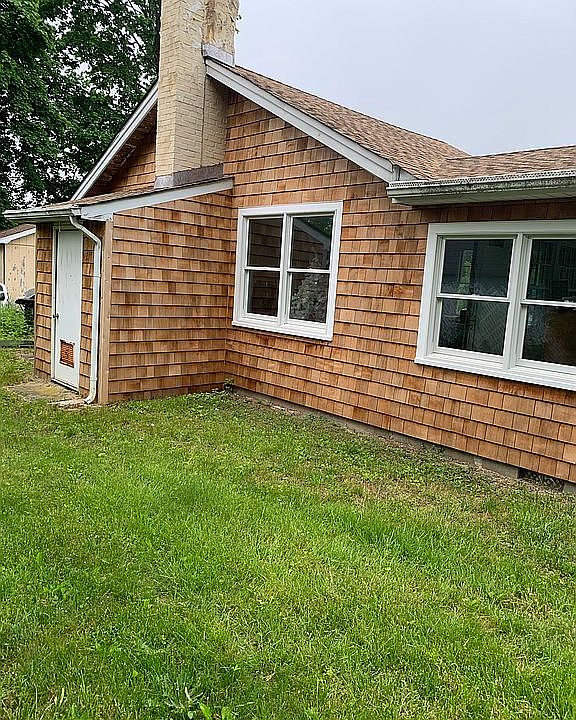 2nd image of 5 Miller Ave