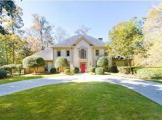 725 W Conway Dr NW, Atlanta, GA 30327