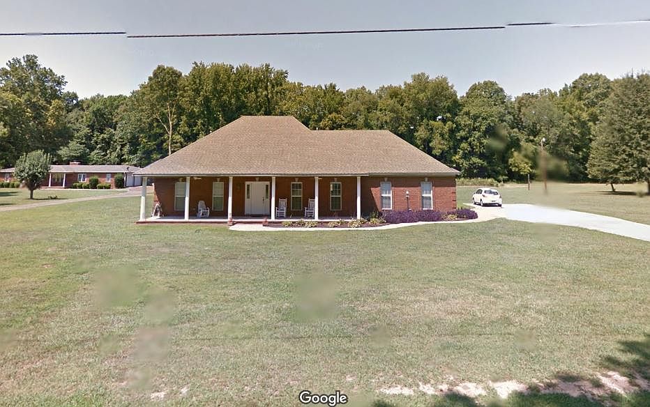 2nd image of 998 Reed Cir