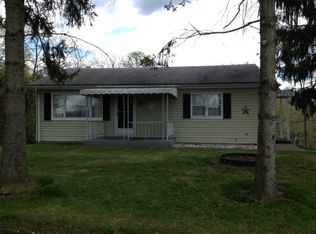 728 Rock Hill Ln, Wheeling, WV 26003