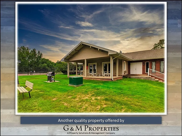 553 Eastbrooke Ln — Photo 29
