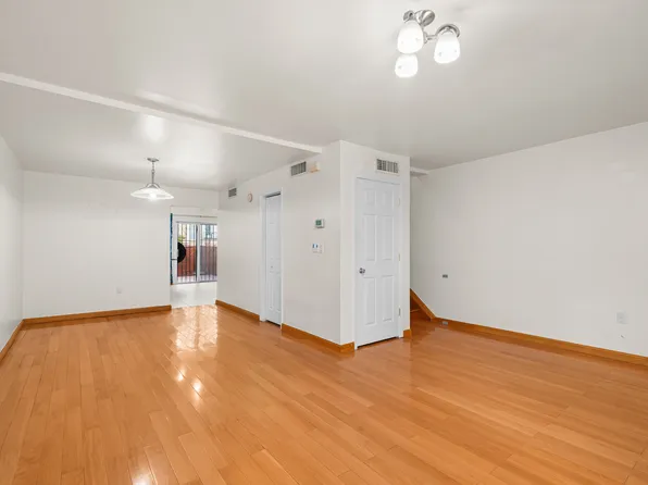 226 Grand Street image 2 of 26