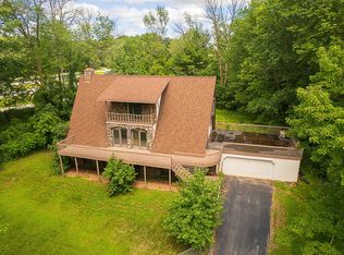 3992 Veterans Ave, Suamico, WI 54173