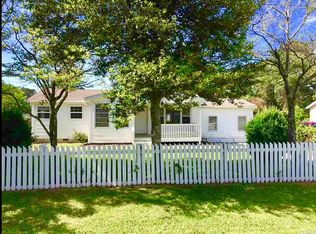 1036 George Daniels Rd, Manteo, NC 27954