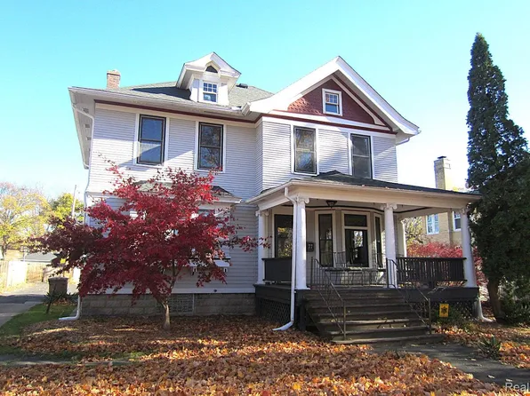 77 Franklin Blvd, Pontiac, MI 48341