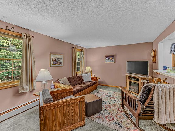 3rd image of 22 Wildwood Drive