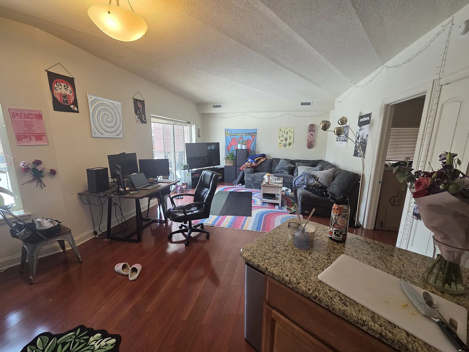 2318 N Milwaukee Avenue — Photo 4