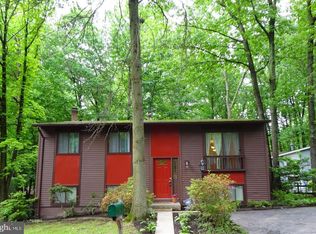 2364 Old Trail Dr, Reston, VA 20191