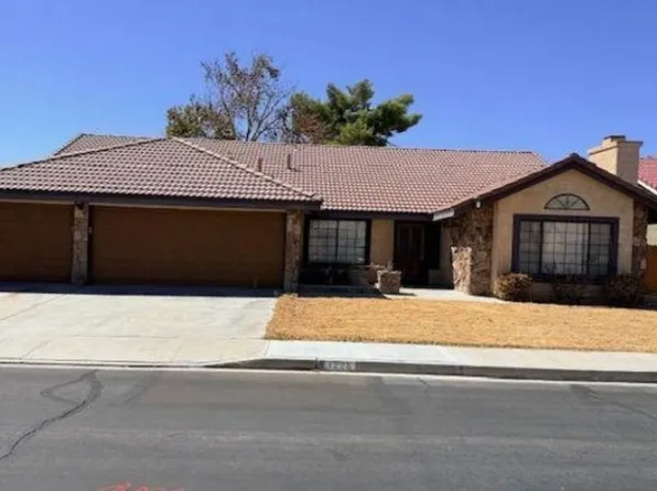 1225 N Mayflower Cir, Ridgecrest, CA 93555
