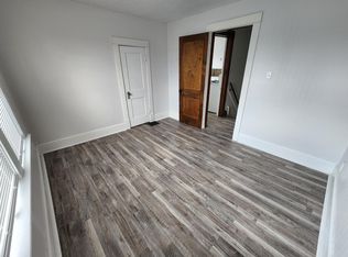 7114 27th Ave, Kenosha, WI 53143