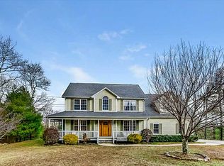 5 Stratford Ct, West Greenwich, RI 02817