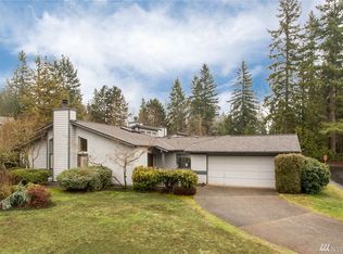 15906 Village Green Dr UNIT A, Mill Creek, WA 98012