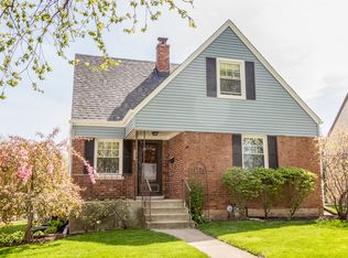 1337 Heidorn Ave, Westchester, IL 60154