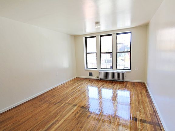 2nd image of 643 Tinton Ave APT B