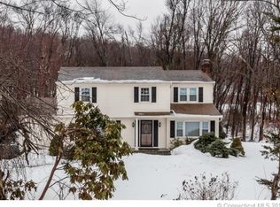 50 Oakmoor Dr, Vernon, CT 06066