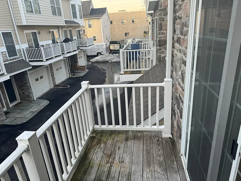 85 Camp Ave #17C — Photo 16