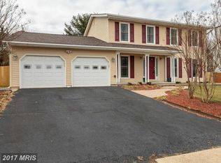 12400 Rock Ridge Rd, Herndon, VA 20170