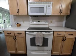 4209 Kilbourne Dr, Fairfax, VA 22032