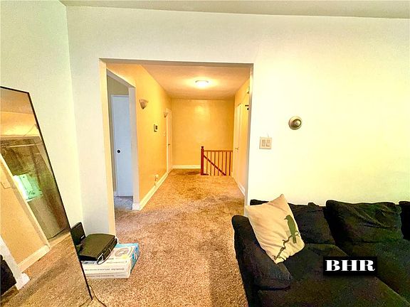 4th image of 2050 E 58th St #131E