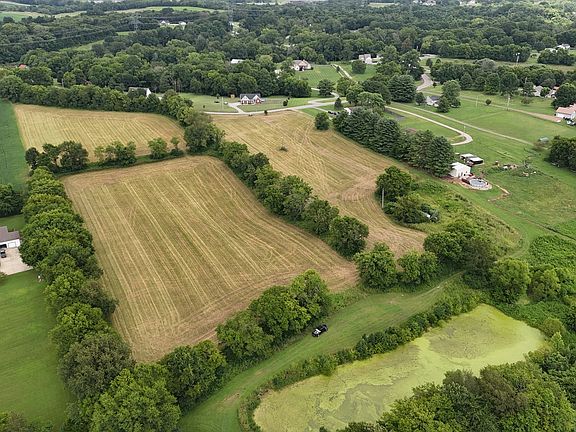 4th image of 3126 Greens Mill Rd