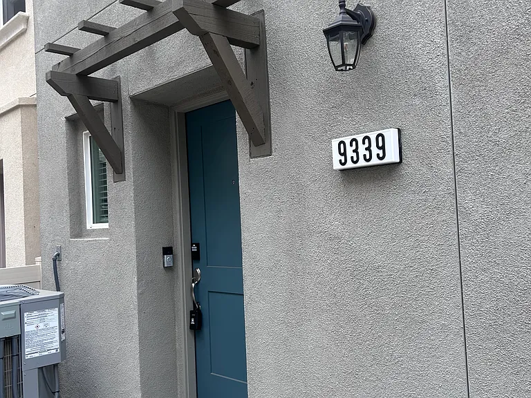 9339 Via Azul — Photo 10