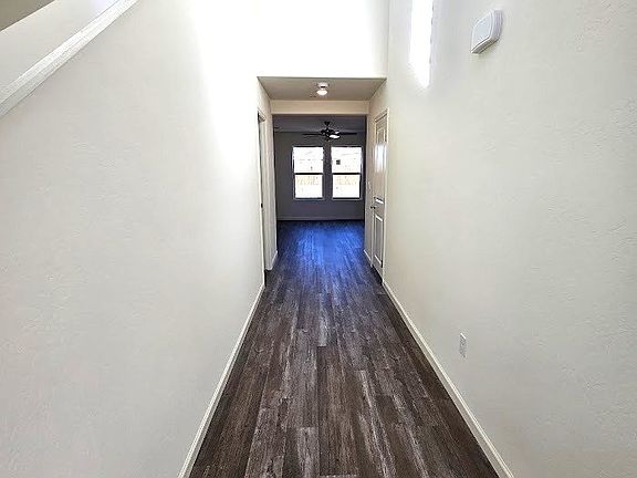 3rd image of 2153 Coulter Ln