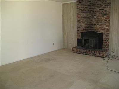 2nd image of 360 Frances St