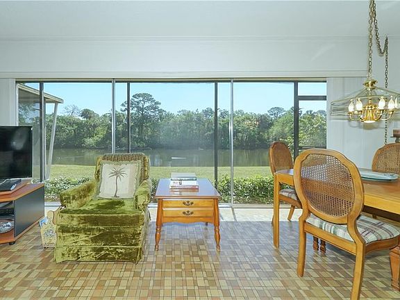 4th image of 3531 Mineola Dr