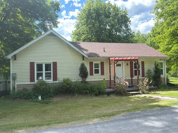 33 Warren Myer Rd, Saugerties, NY 12477