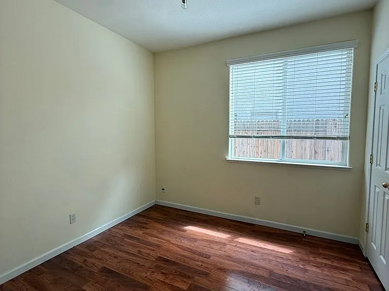 4724 Millner Way — Photo 11