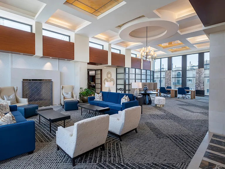 Mariner Bay at Annapolis Town Center — Photo 8