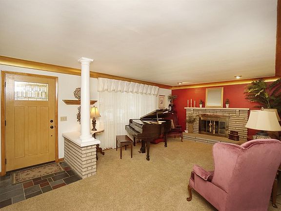 4th image of 10632 Thornview Dr