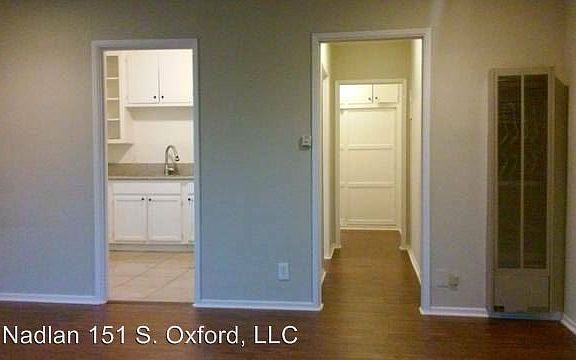 4th image of 151 S Oxford Ave APT 2
