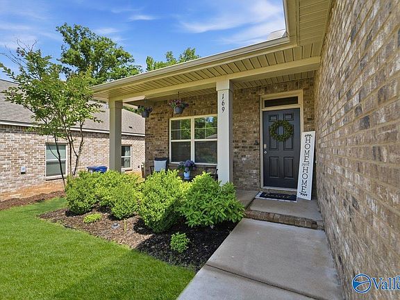 3rd image of 169 Heritage Brook Dr