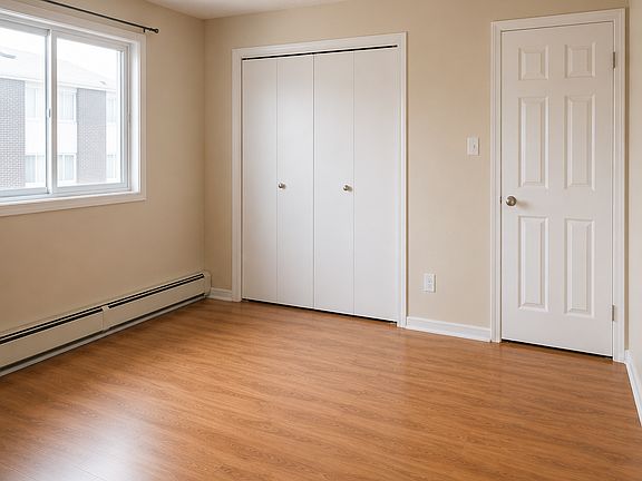 5th image of 6203 100th Ave NW