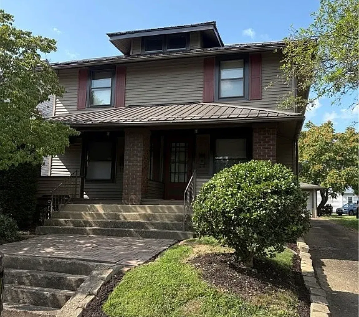 2 bed, 1752 sqft, $1,000 — Photo 1