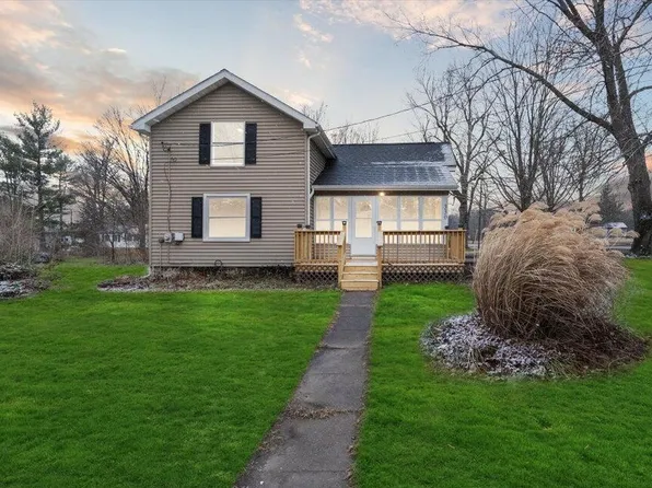 330 E Main, Hanover, MI 49241