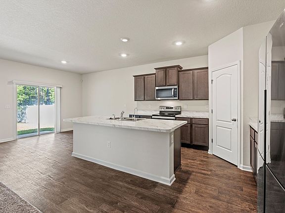 5th image of 8466 Cape Fox Dr