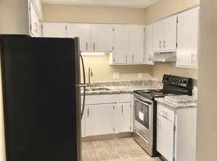 615 Villa Rd APT J, Springfield, OH 45503