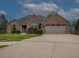 3001 SW Waterleaf Ave, Bentonville, AR 72713