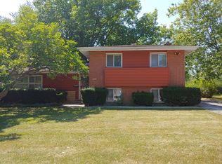 220 Fernwood Ln, Glenview, IL