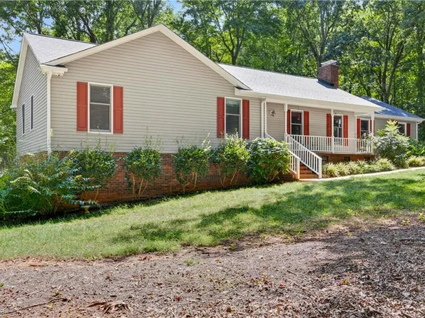 1632 Lindley Trl, Graham, NC 27253