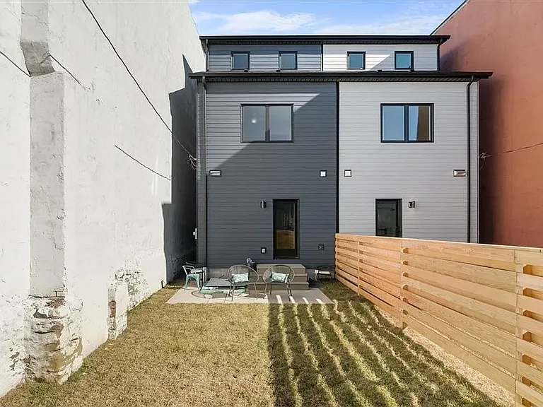 1213 Boyle St — Photo 14