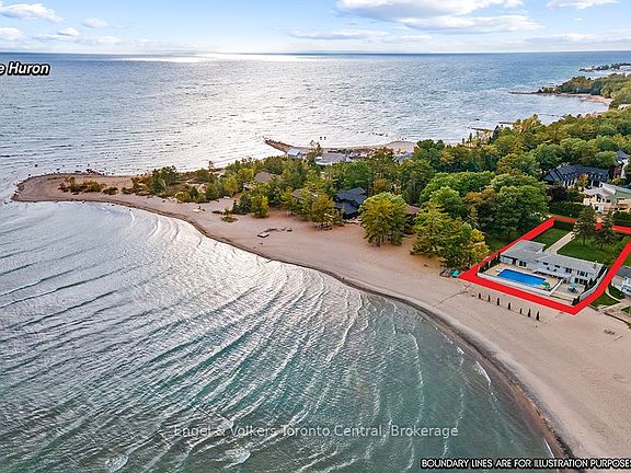 5th image of 1420 Tiny Beaches Rd N