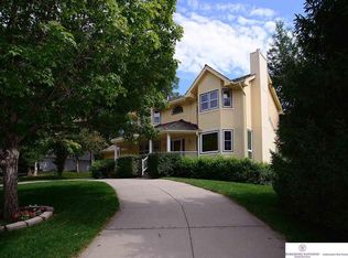 20820 Timberlane Dr, Elkhorn, NE 68022