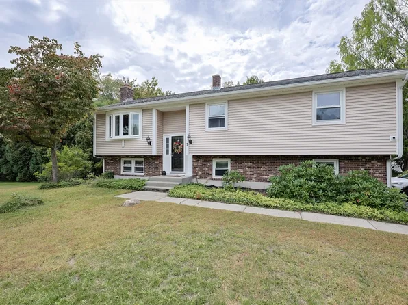 7 Sara Dr, Auburn, MA 01501